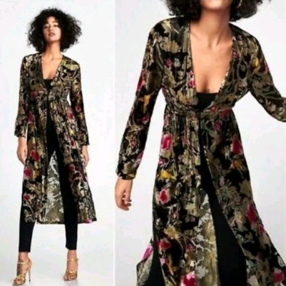 Zara Jackets & Blazers - Zara Blogger Fav Black Velvet Floral Kimono Jacquard Duster Jacket Size L